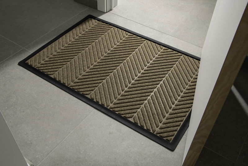 tapis-wendy-dessin-chevron