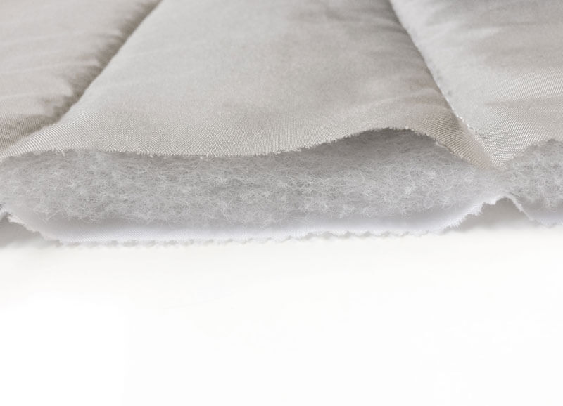 couvre-lit-poli-5907-interieur